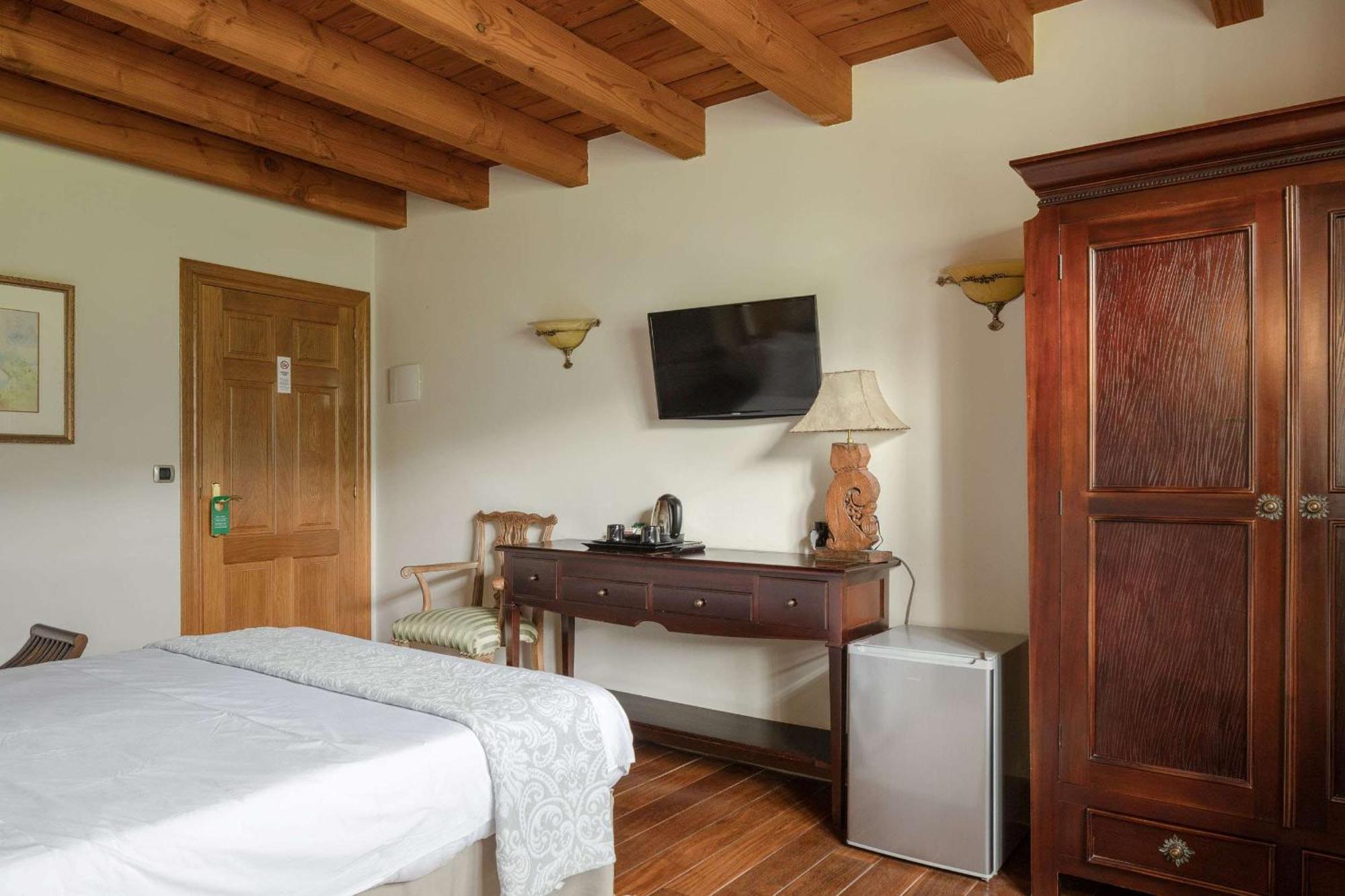 Hotel & Spa Etxegana Сеанури Экстерьер фото