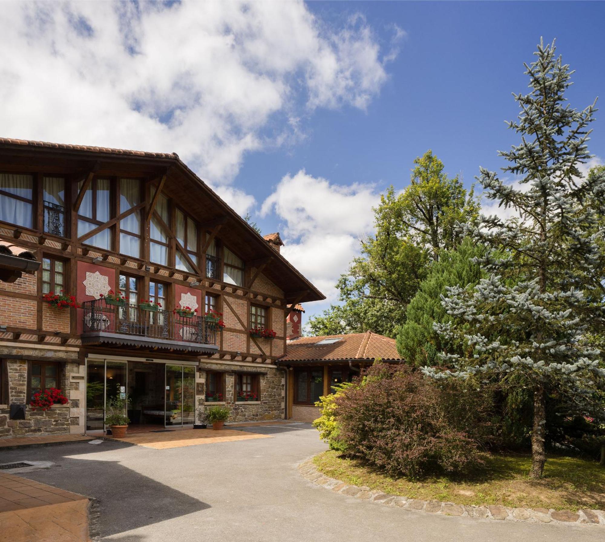 Hotel & Spa Etxegana Сеанури Экстерьер фото